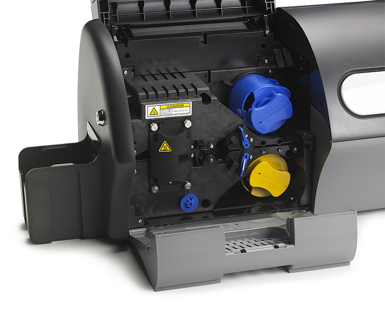 Zebra Zxp Series 7 Card Printer Single Side And Dual Side Printers Z71 000c0000em00 Z72 000c0000em00