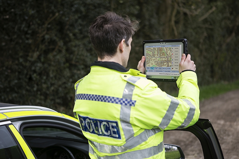 Panasonic Toughbook CF-33 and Police